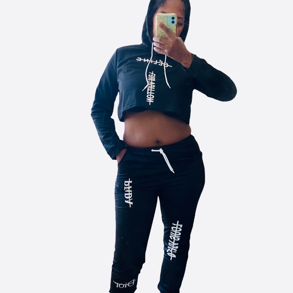 Designer names crossed out Lounge suit. Super cute - Picture 2 of 6